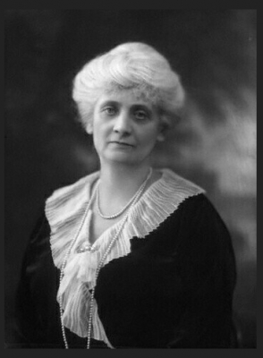 Alice Lubbock, Baroness Avebury, earlier Alice Fox-Pitt. National Portrait Gallery x121375 