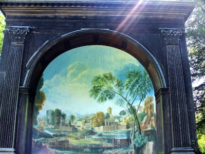 Theatre, Larmer Gardens, May 2012 [Photo by H. Davison]