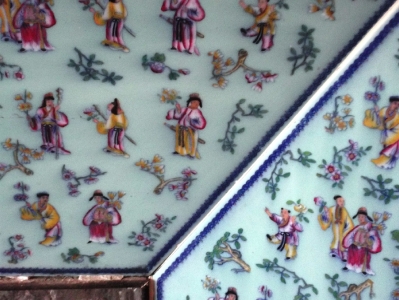 Tiles around another fireplace on ground floor, Rushmore 2012  [Photo by Juliette Gammon]